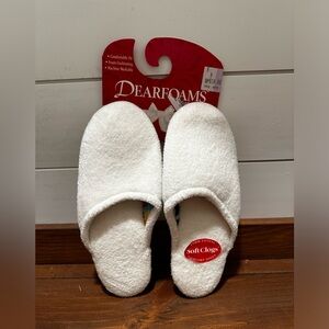 Women’s White Dearfoams Soft Clog Slide On Slippers Warm Comfortable Size 8 NWT